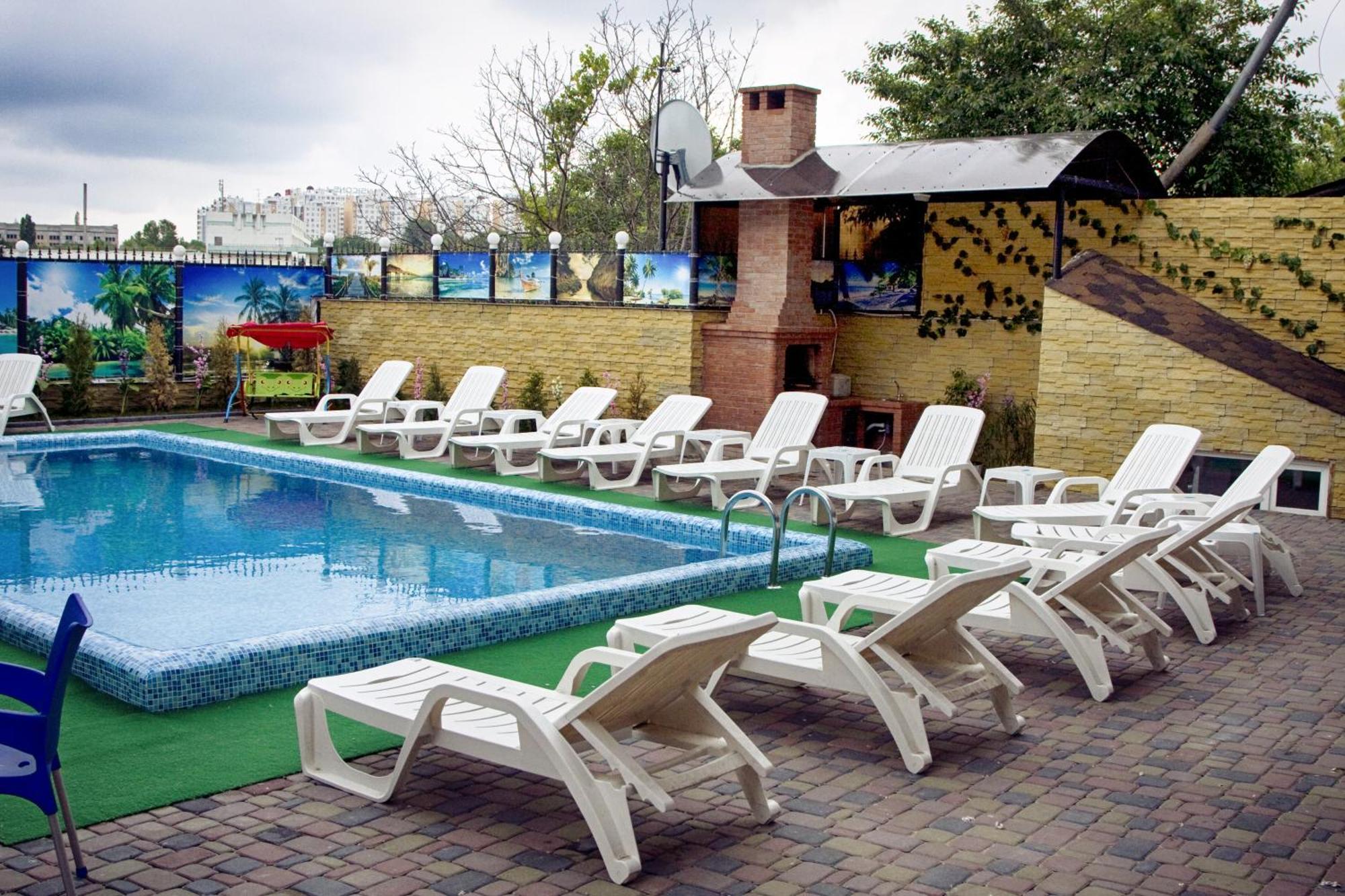 Lolo Hotel Chisinau Luaran gambar