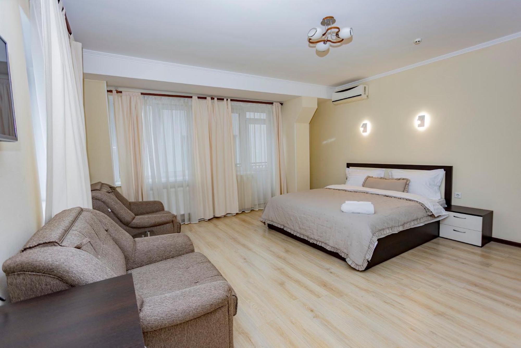 Lolo Hotel Chisinau Luaran gambar